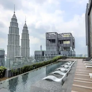 H&n Luxury Klcc Apartment